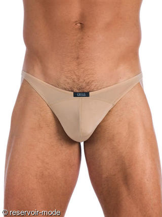 String homme Virgin Gregg