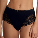 Shorty string Nicole