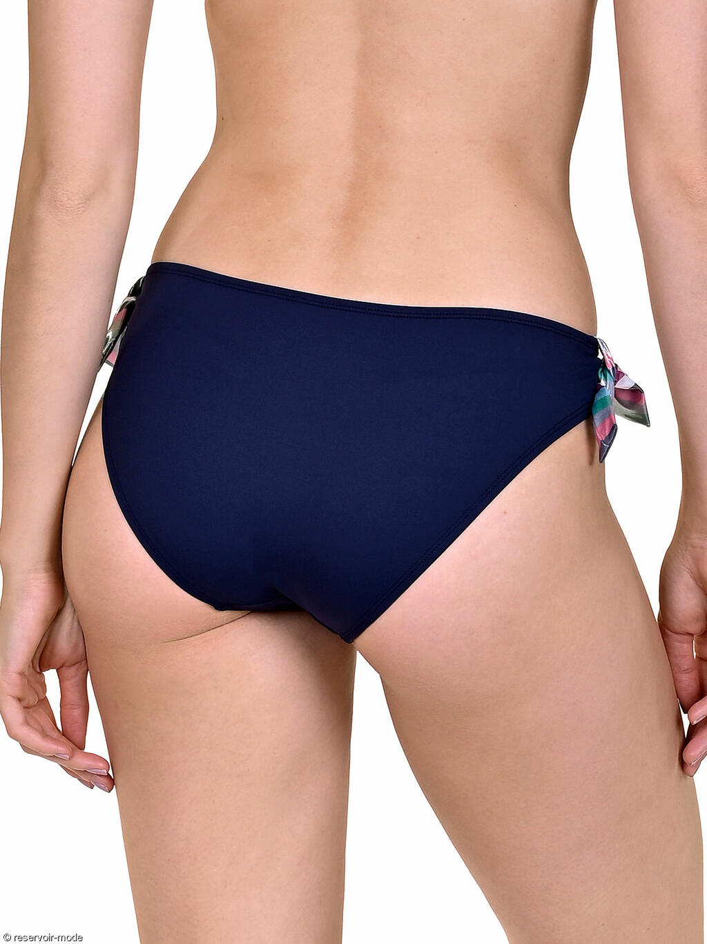 Bas maillot de bain multipositions Malia Lisca Ref : 41405LI Voir les Maillots de bain 2 pièces de la marque Lisca Donnez votre avis Bas maillot de bain multipositions Malia Lisca Ref : 41405LI Voir les Maillots de bain 2 pièces de la marque Lisca Donnez votre avis